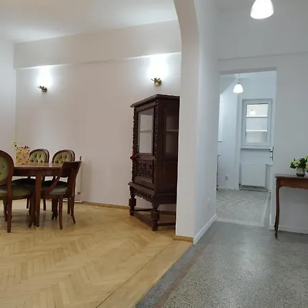 Apartment - Heart Of - Sector 1 - New Renovated - Open Space *
