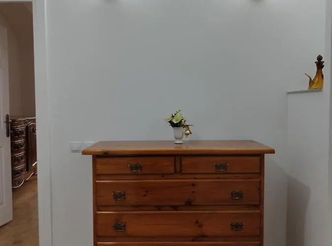 - Heart Of - Sector 1 - New Renovated - Open Space *